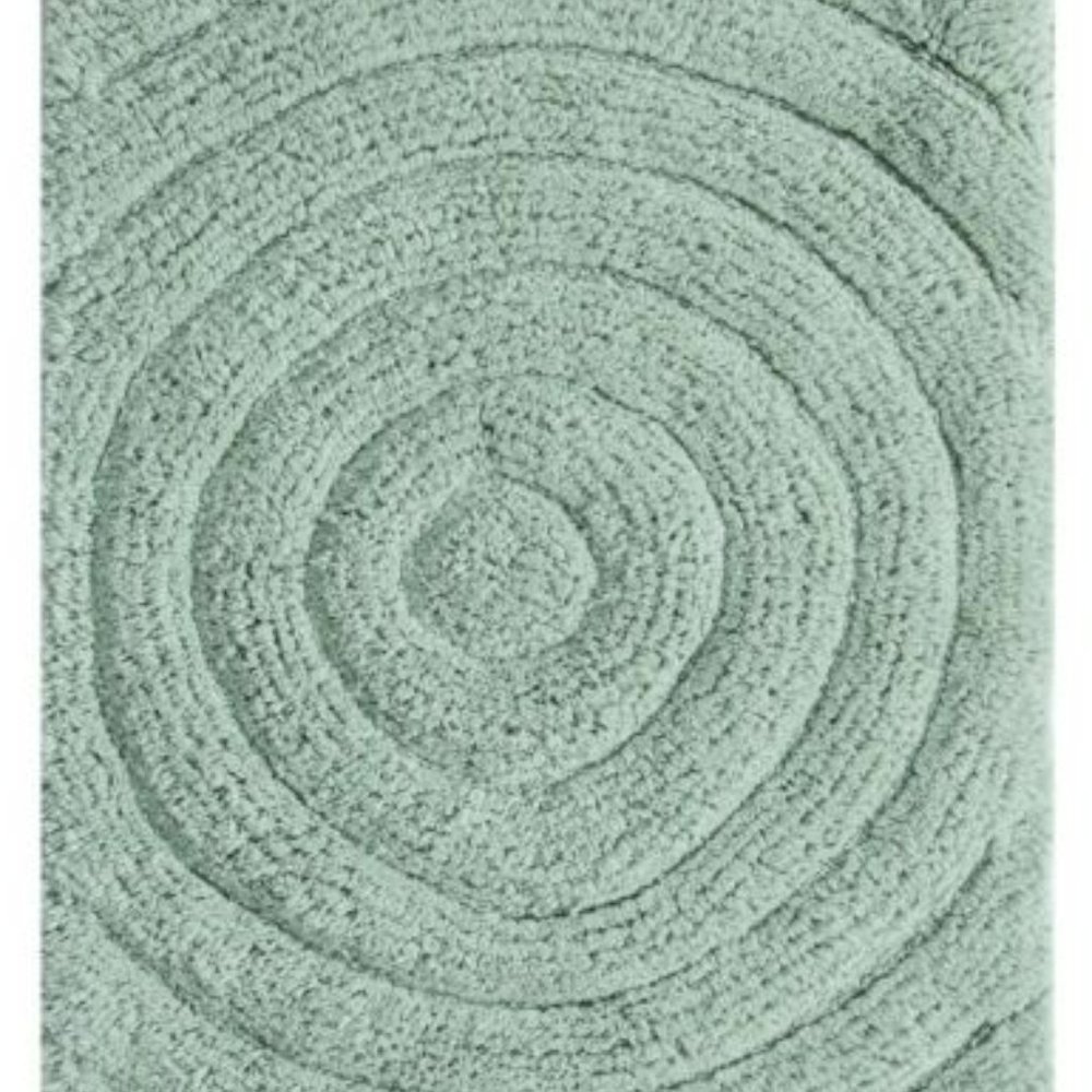 Knightsbridge Echo Bath rug Green New with tags 24" x40"